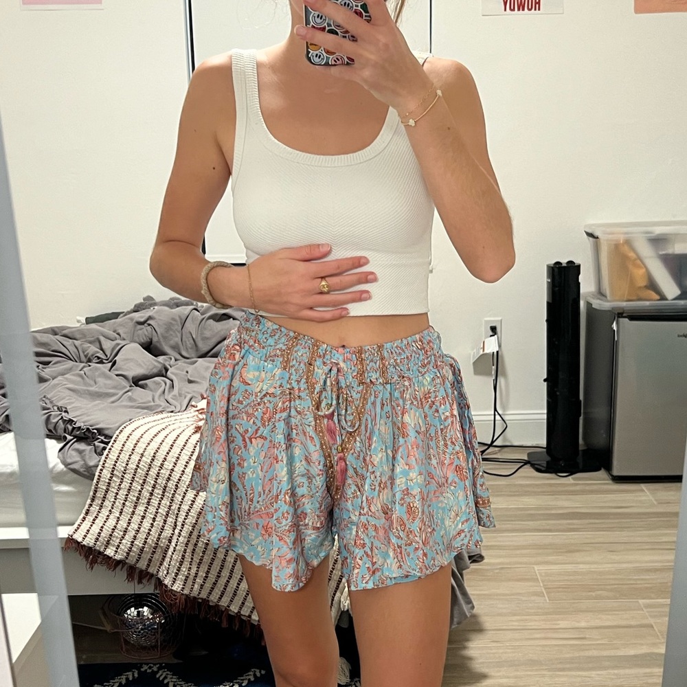 Flowy floral shorts